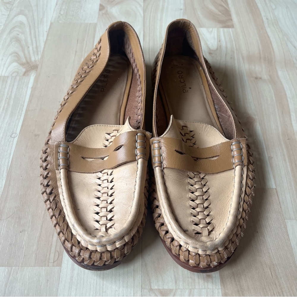 Pilcro Tan Woven Loafer size 7